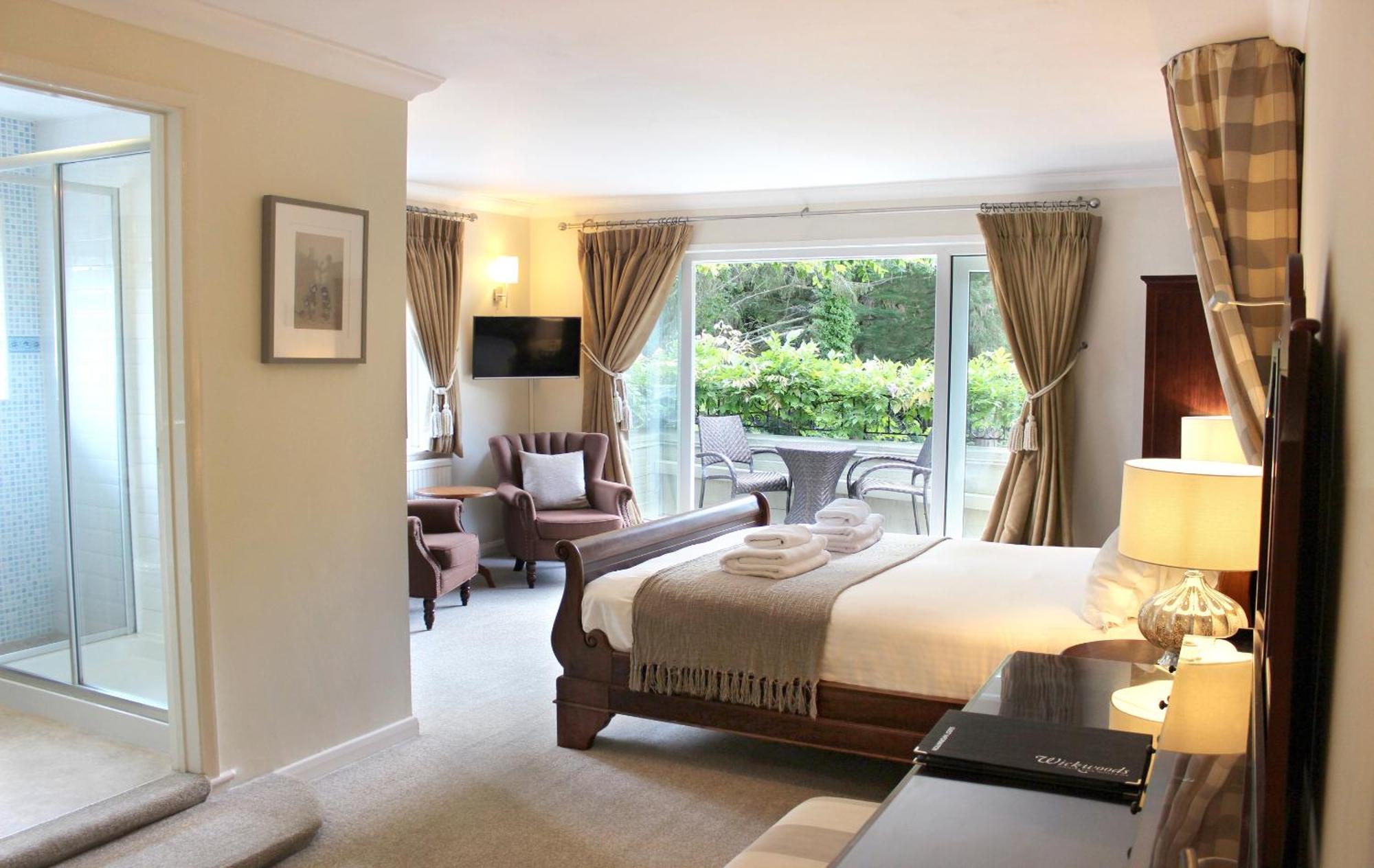 Отель Wickwoods Albourne Экстерьер фото