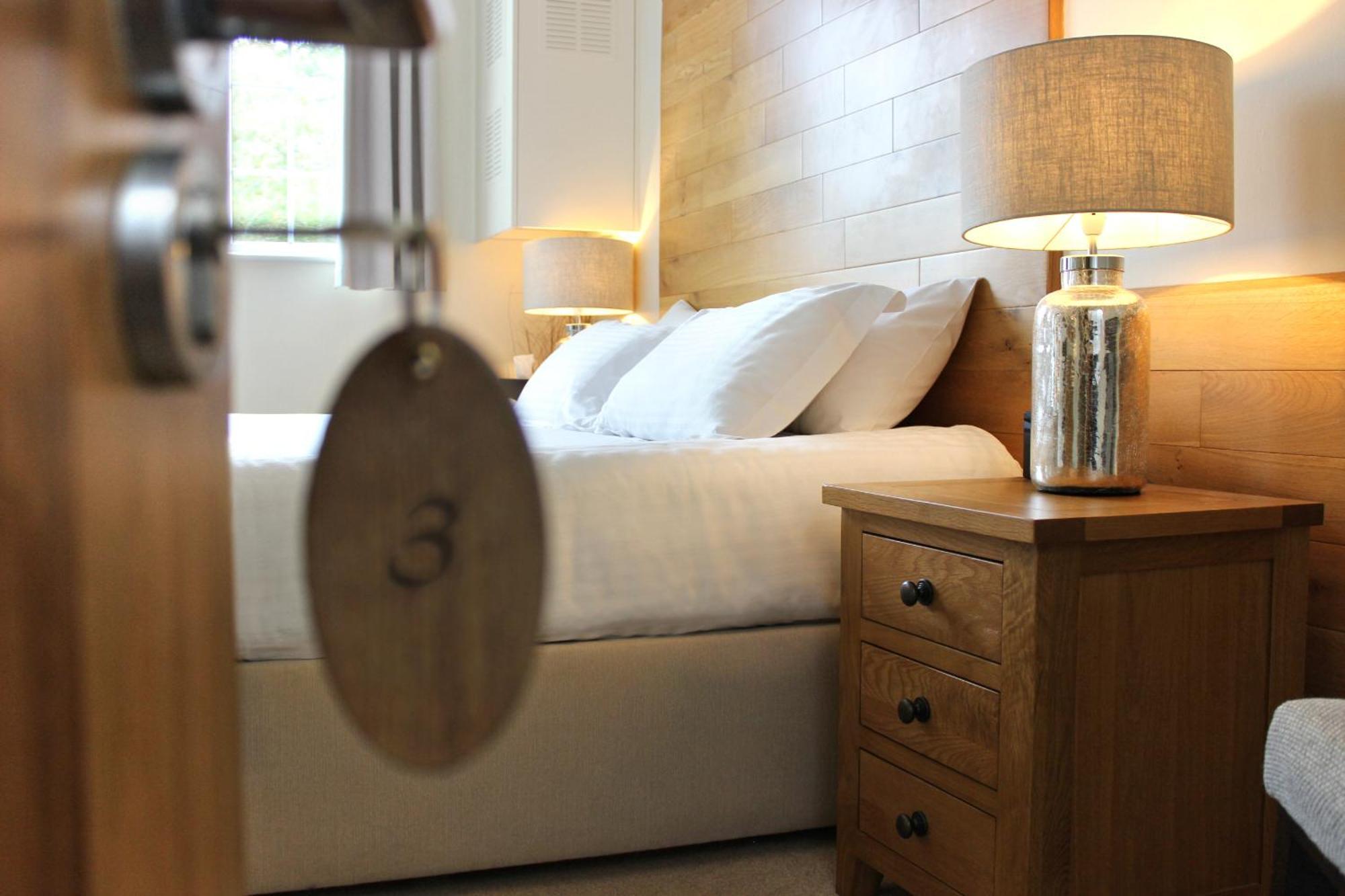 Отель Wickwoods Albourne Экстерьер фото